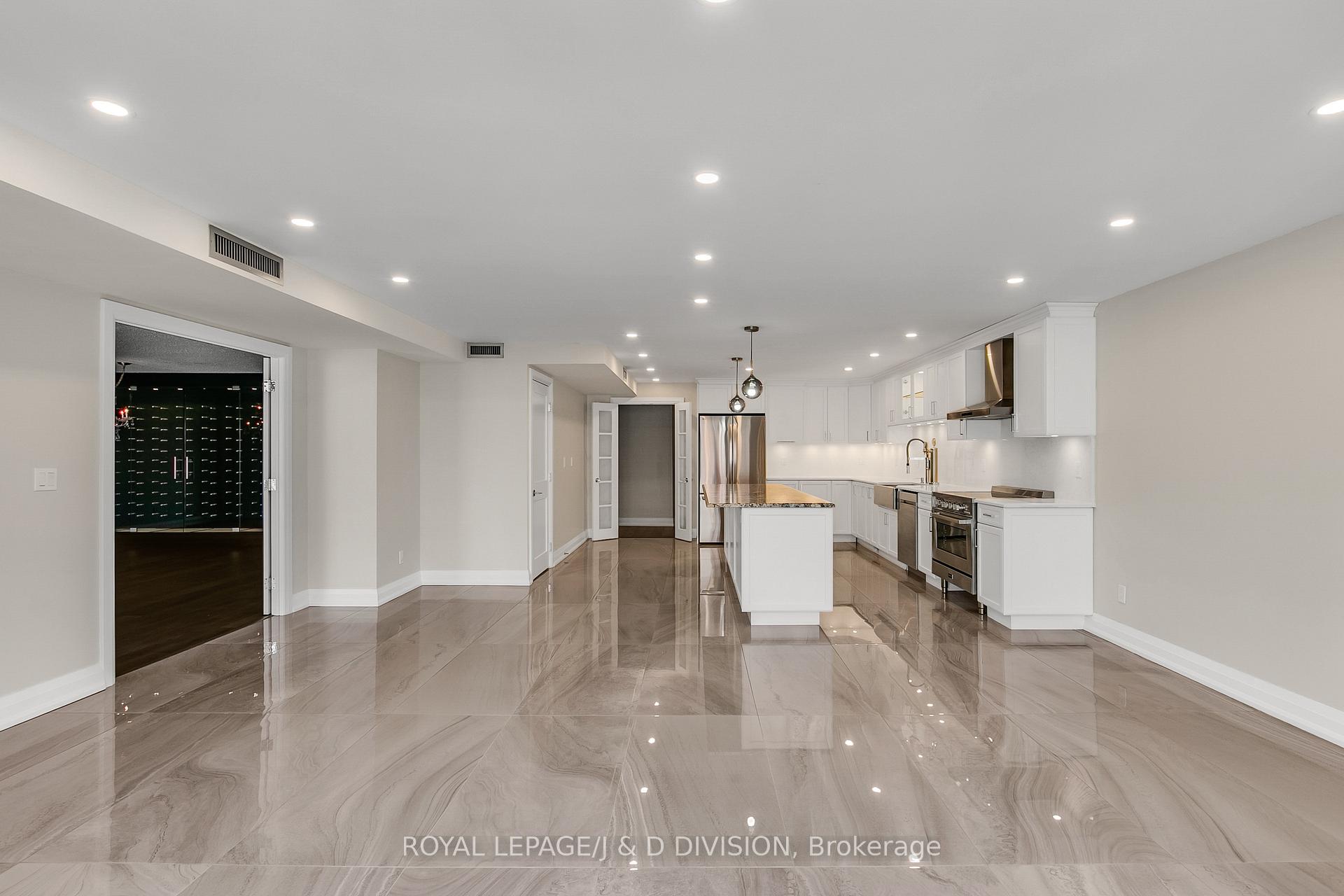 Photo 9 of Unit 405, 25 George Street, Toronto, Church-Yonge Corridor — HOMEH