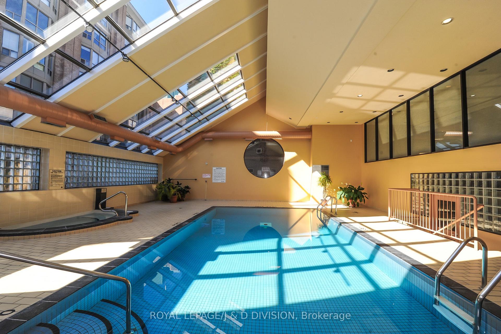 Photo 35 of Unit 405, 25 George Street, Toronto, Church-Yonge Corridor — HOMEH