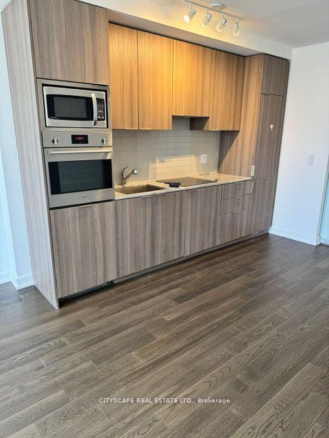 Photo 7 of Unit 708, 11 Wellesley Street, Toronto, Bay Street Corridor — HOMEH