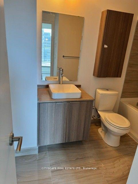 Photo 15 of Unit 708, 11 Wellesley Street, Toronto, Bay Street Corridor — HOMEH