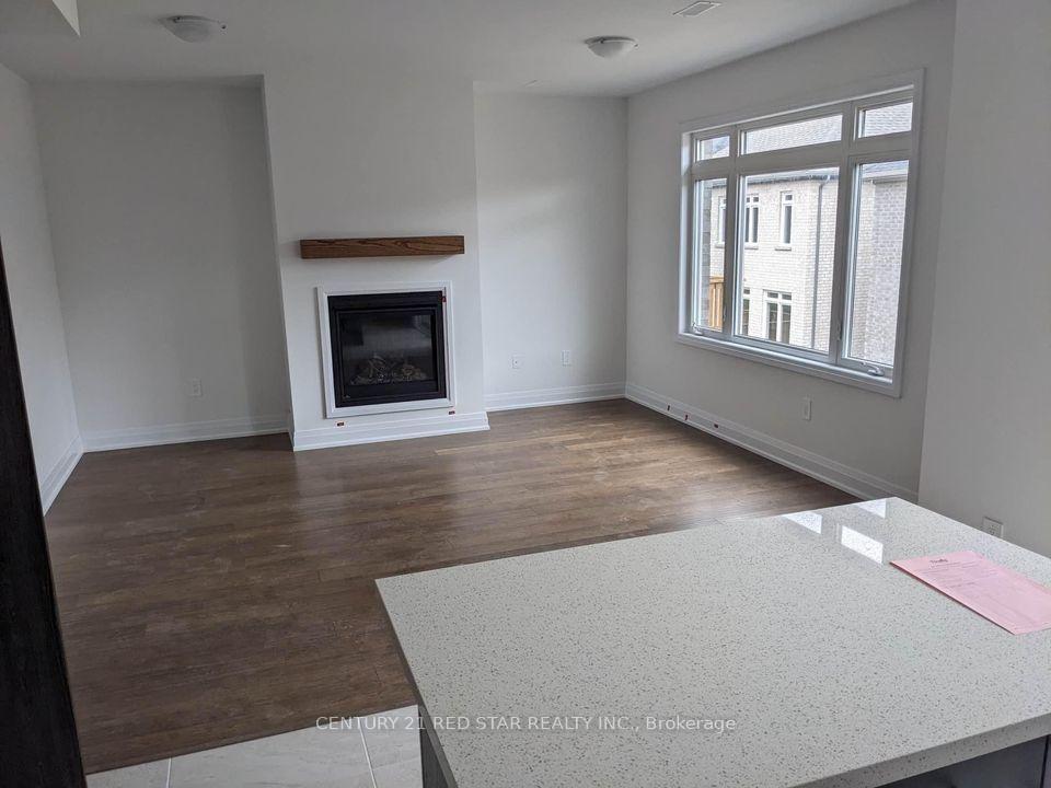Photo 5 of Unit Upper, 180 Franklin Trail, Barrie, Rural Barrie Southwest — HOMEH