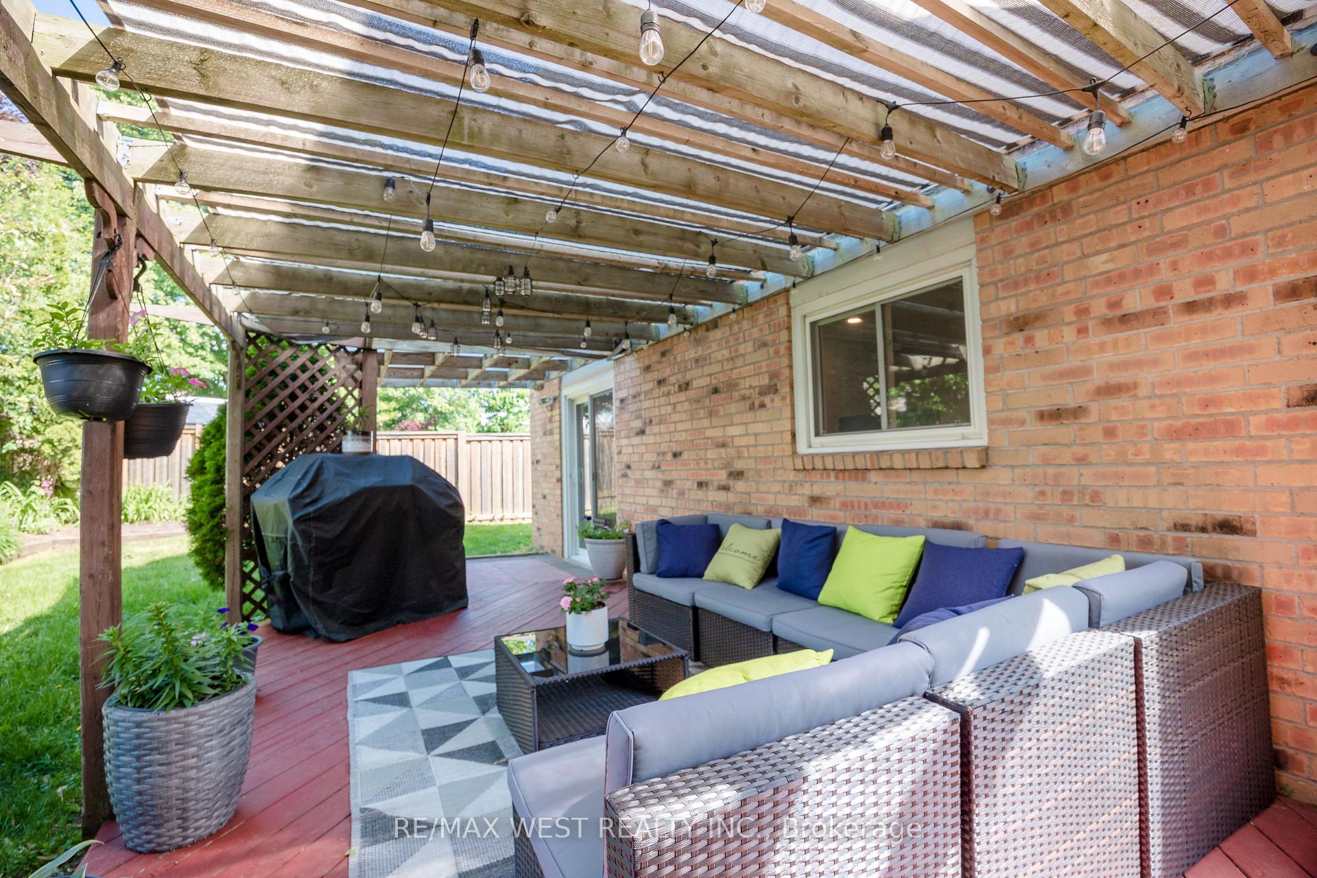 Photo 34 of 14 Souch Court, Clarington, Bowmanville — HOMEH