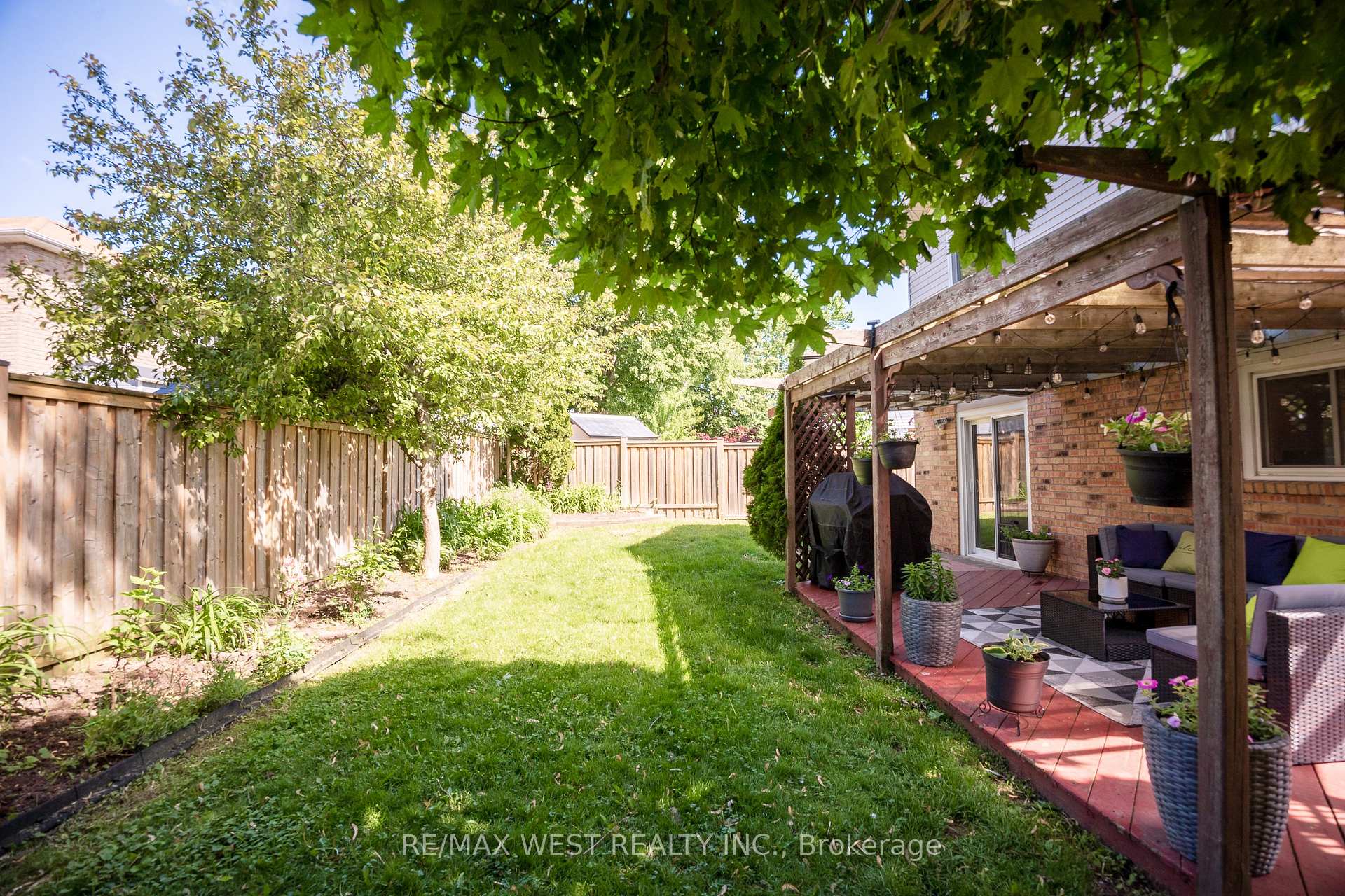 Photo 37 of 14 Souch Court, Clarington, Bowmanville — HOMEH