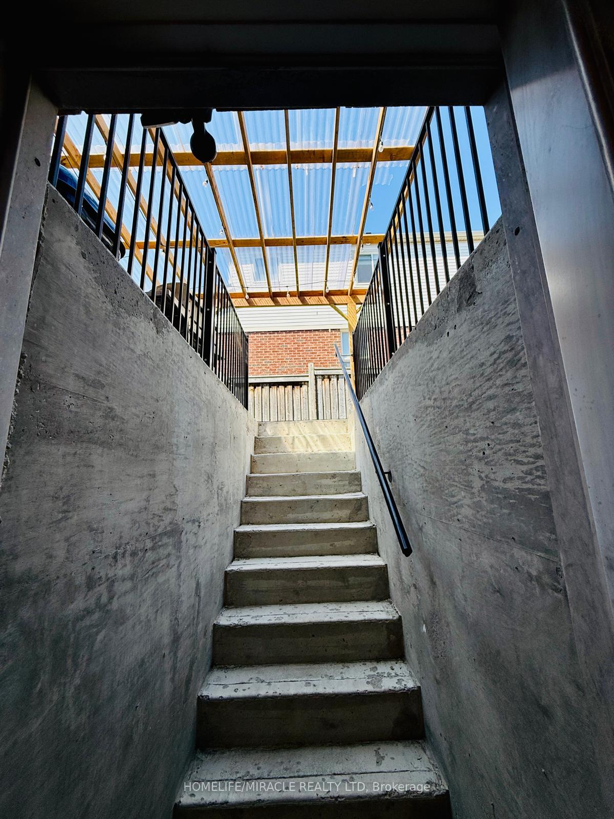 Photo 7 of Unit Basement, 1870 Esterbrook Drive, Oshawa, Taunton — HOMEH