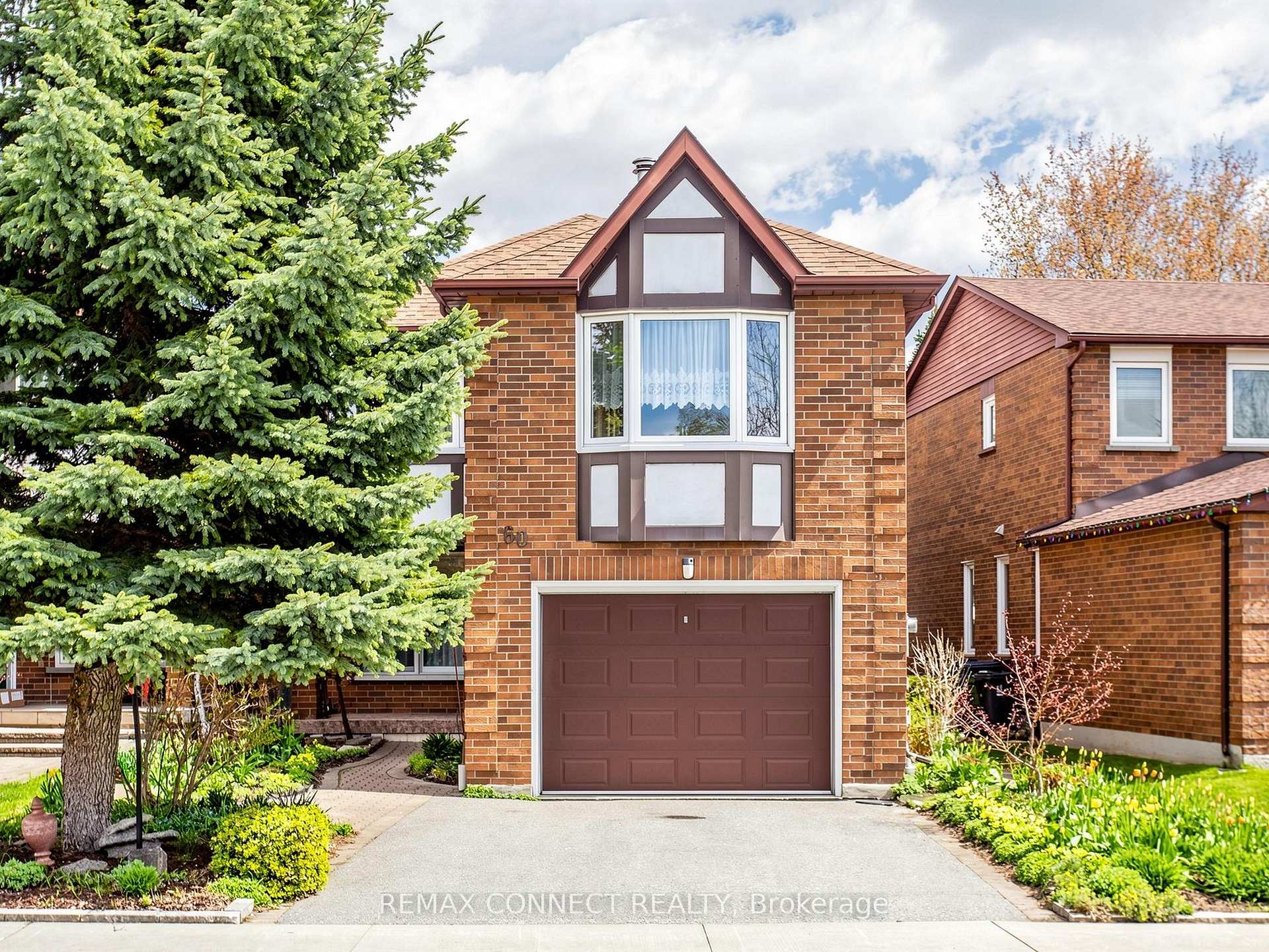 Front of 60 Starspray Boulevard