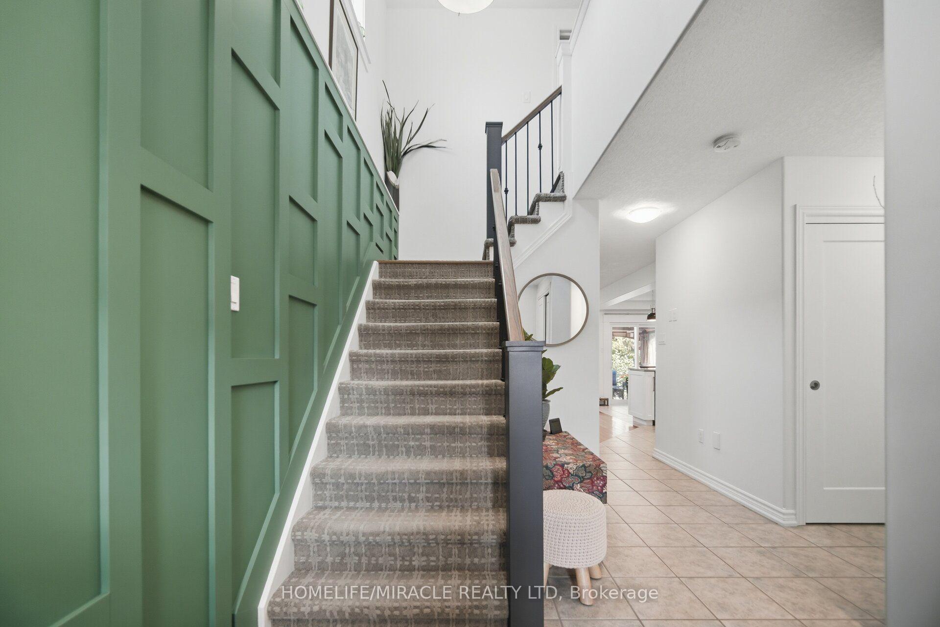 Photo 5 of 240 Millburn Boulevard, Centre Wellington, Fergus — HOMEH