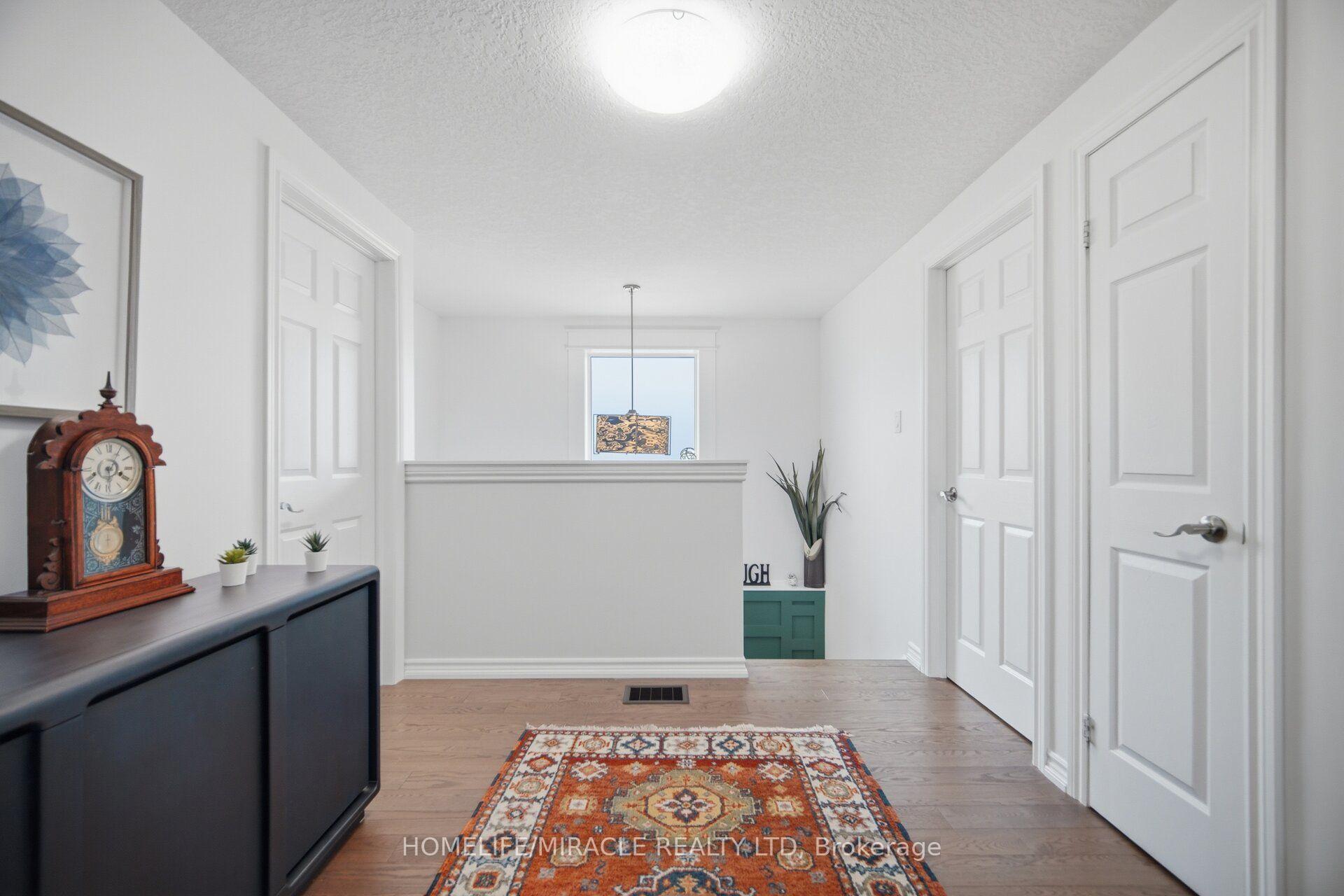 Photo 16 of 240 Millburn Boulevard, Centre Wellington, Fergus — HOMEH