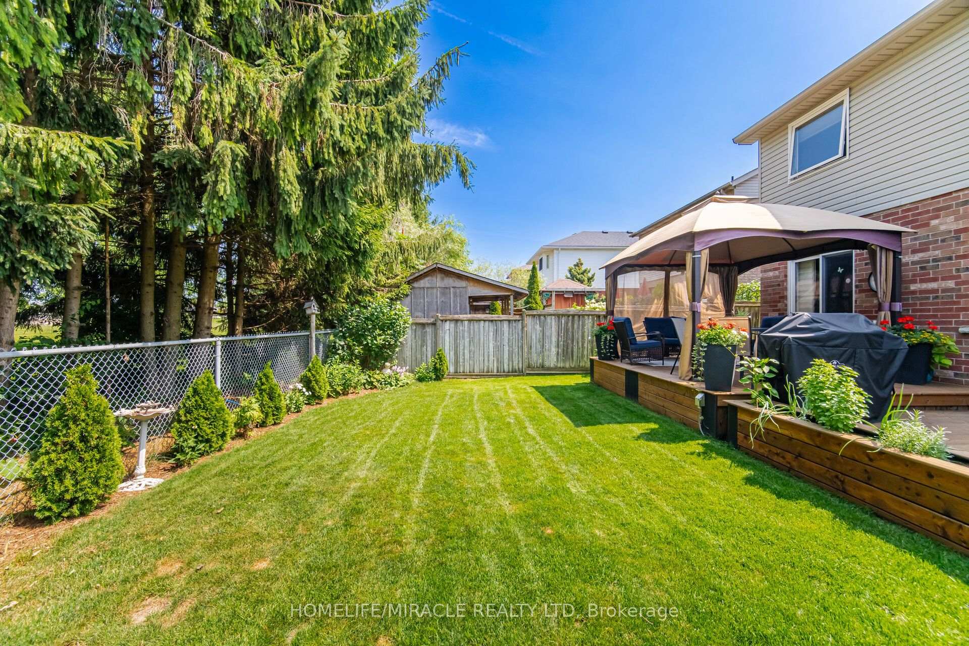 Photo 29 of 240 Millburn Boulevard, Centre Wellington, Fergus — HOMEH