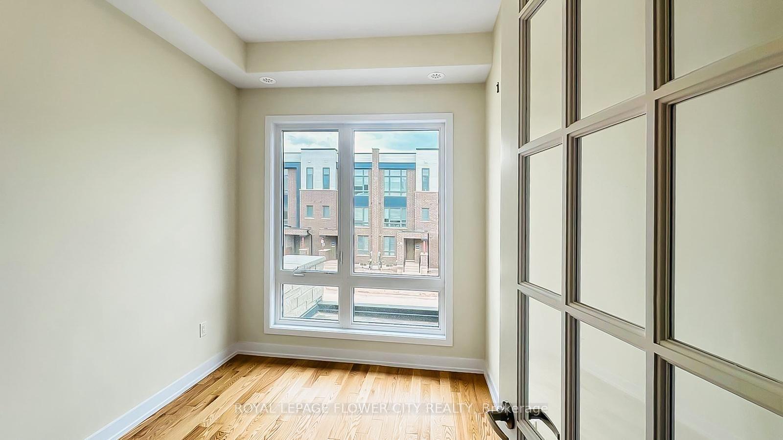 Photo 6 of 3098 Meadowridge Drive, Oakville, Joshua Meadows — HOMEH