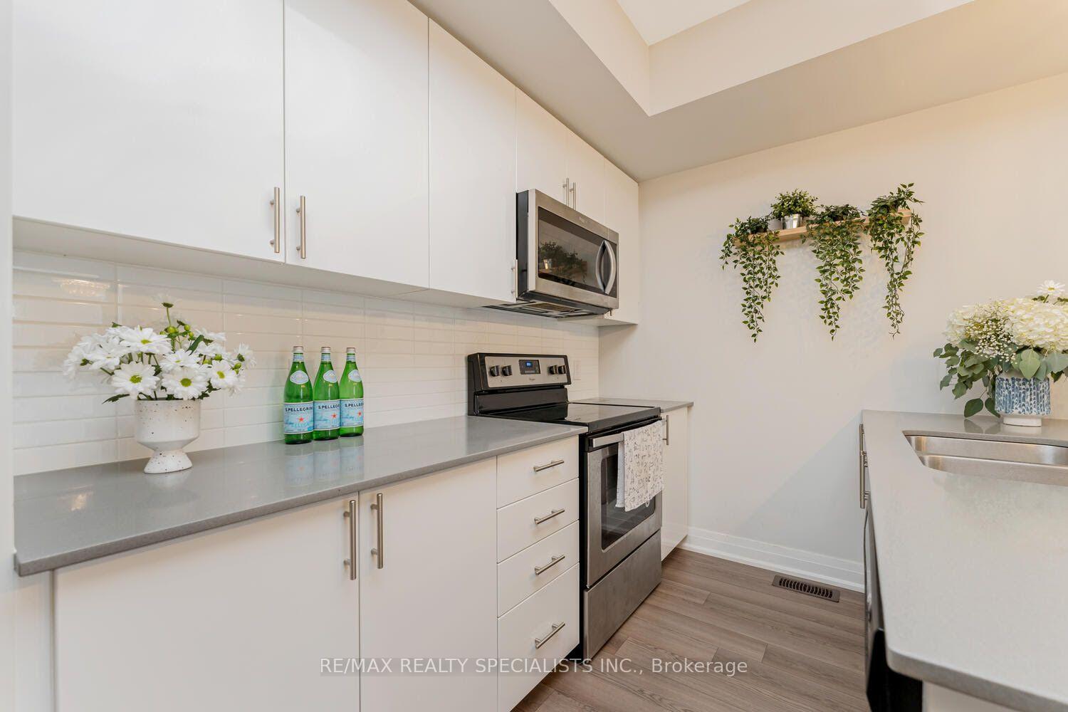 Photo 5 of Unit 106, 1206 Main Street E, Milton, Dempsey — HOMEH