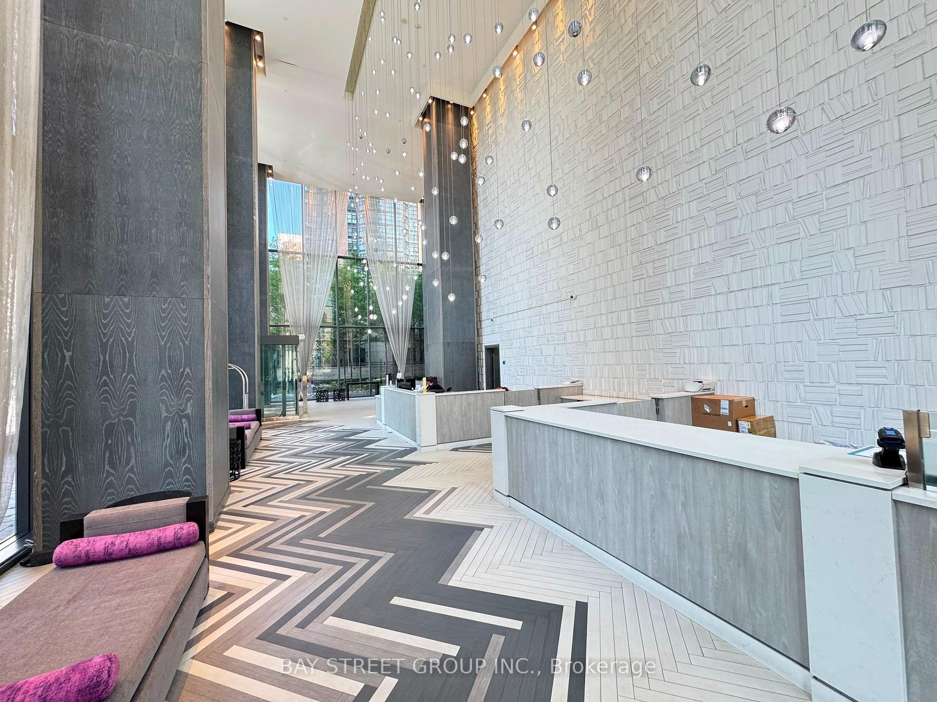 Photo 5 of Unit 4006, 1080 Bay Street, Toronto, Bay Street Corridor — HOMEH