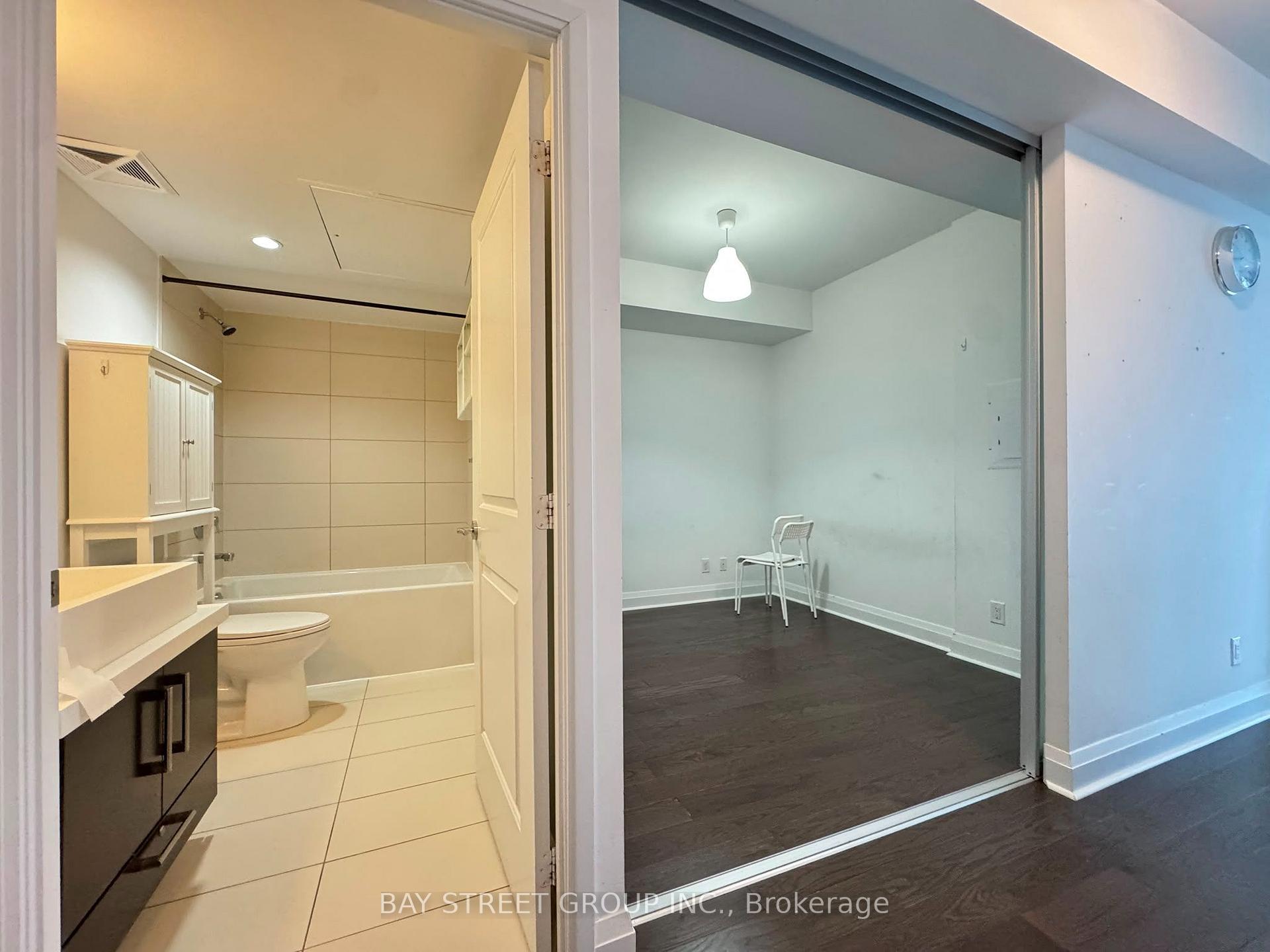 Photo 15 of Unit 4006, 1080 Bay Street, Toronto, Bay Street Corridor — HOMEH