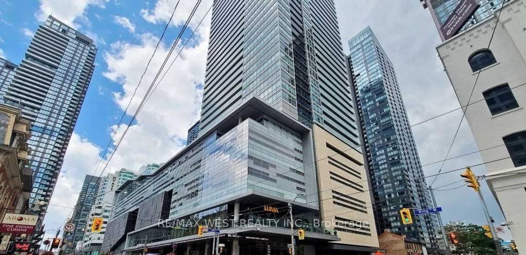 Photo 2 of Unit 4405, 80 John Street, Toronto, Waterfront Communities — HOMEH