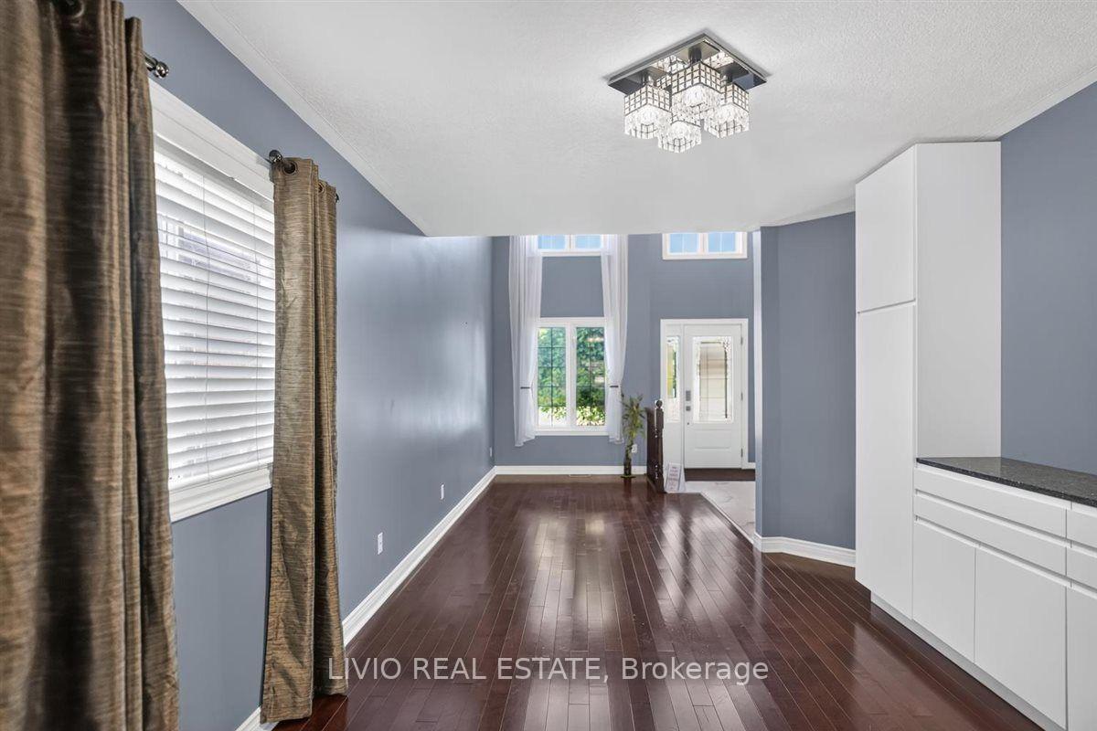 Photo 12 of 19 Konstantine Court, Hamilton, Sheldon — HOMEH