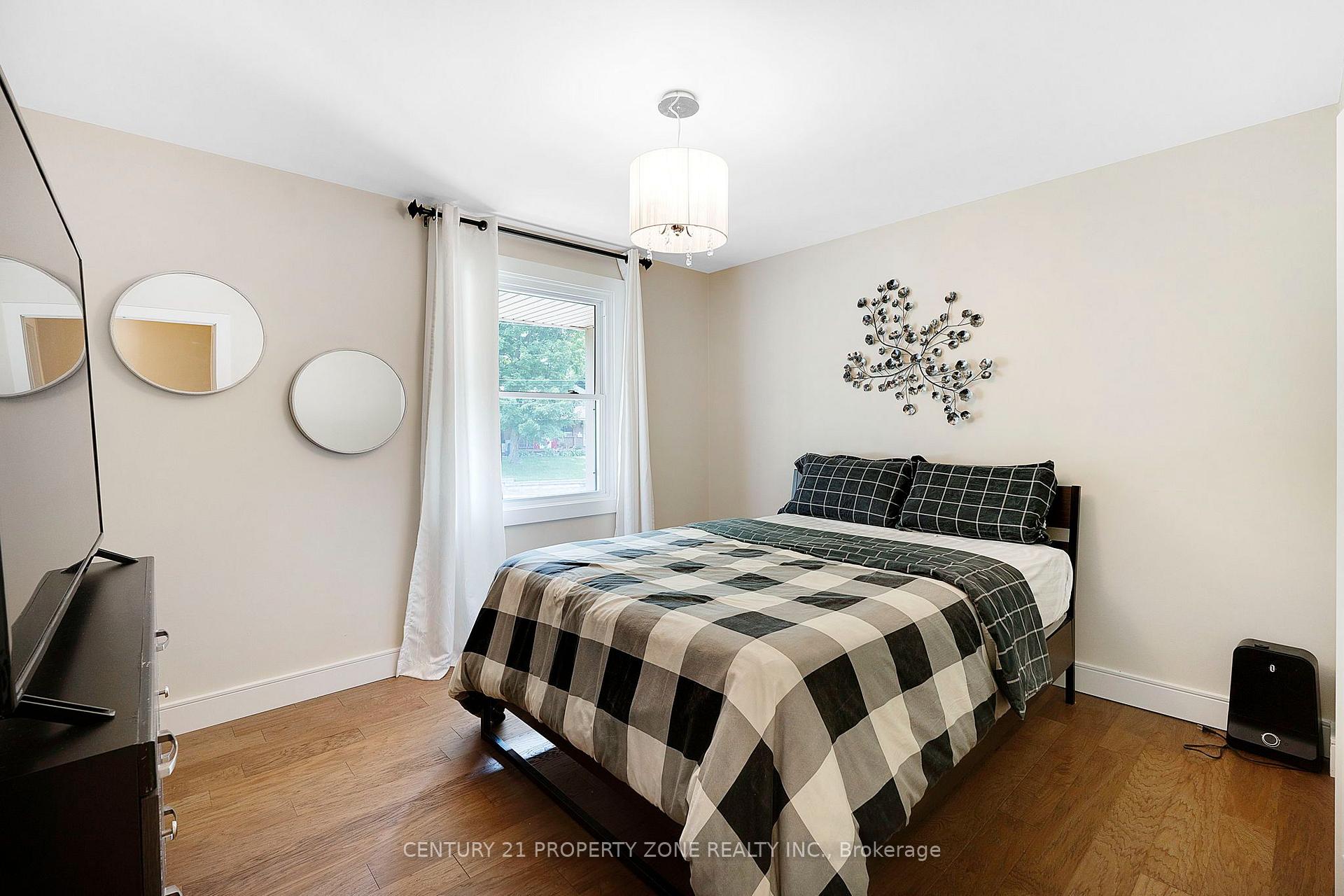 Photo 9 of 187 Winston Boulevard, Cambridge, Grow Community Centre — HOMEH