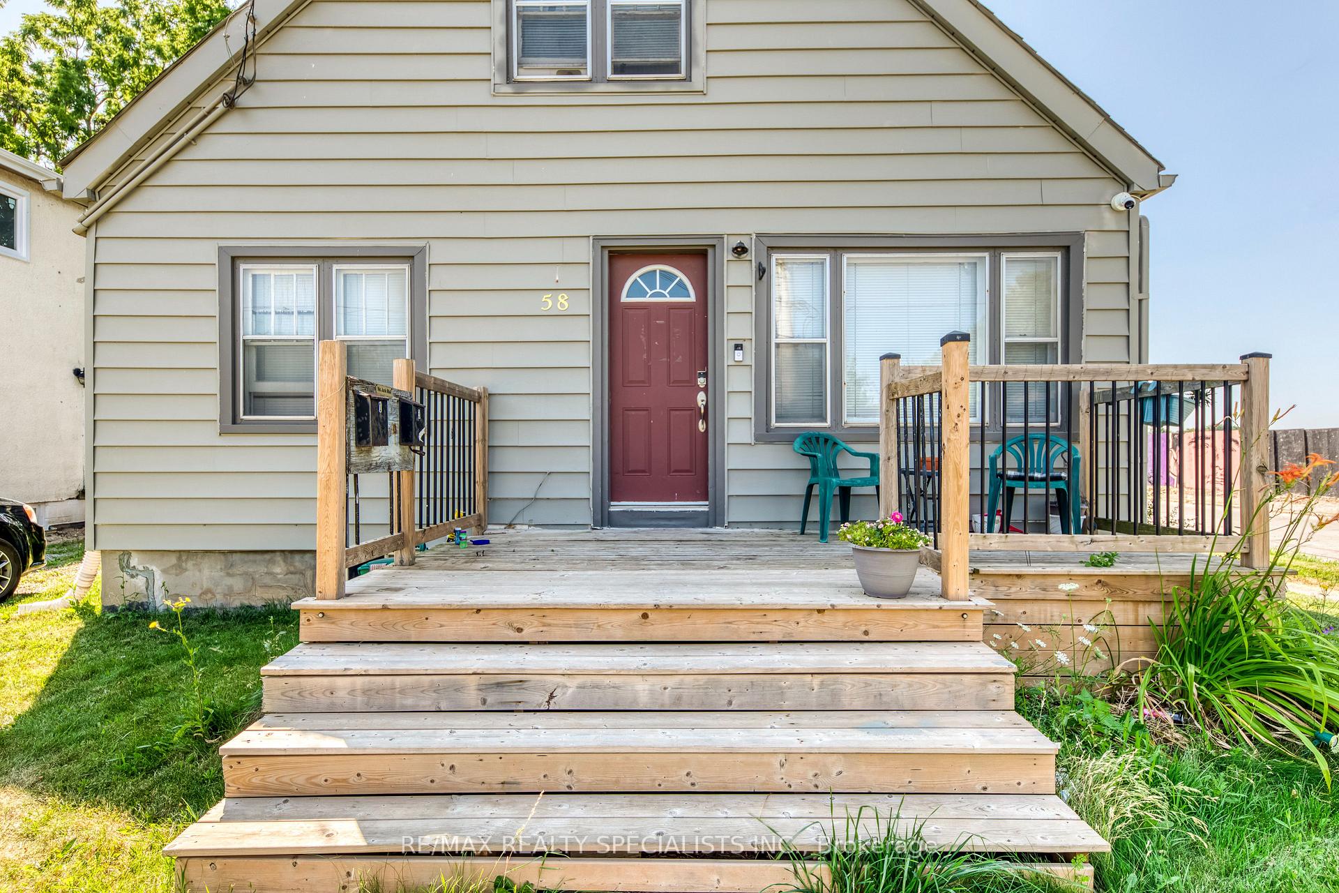 Photo 5 of 58 Carlton Street, St. Catharines, Downtown — HOMEH
