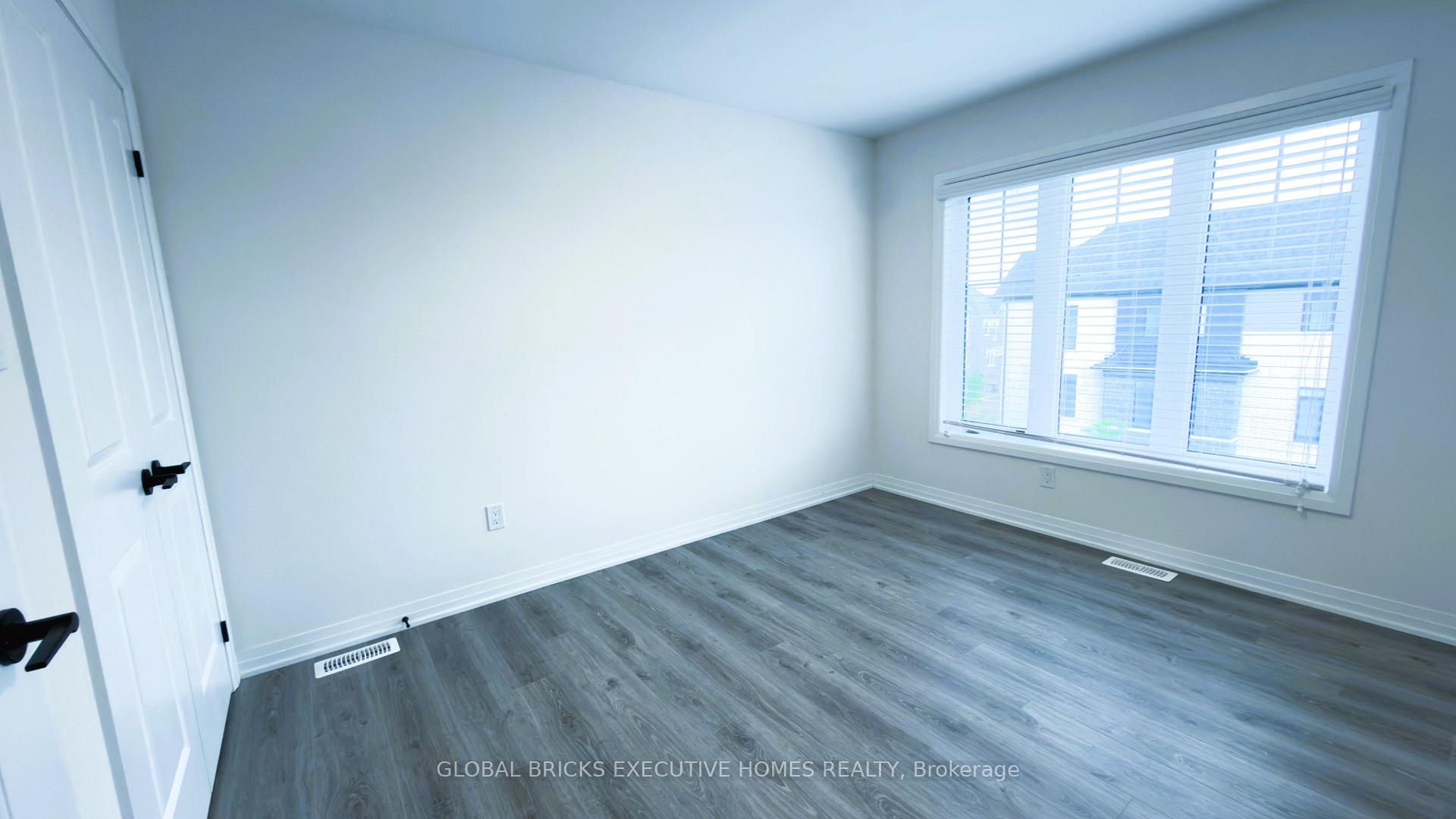 Photo 16 of 42 Ambereen Place E, Clarington, Bowmanville — HOMEH