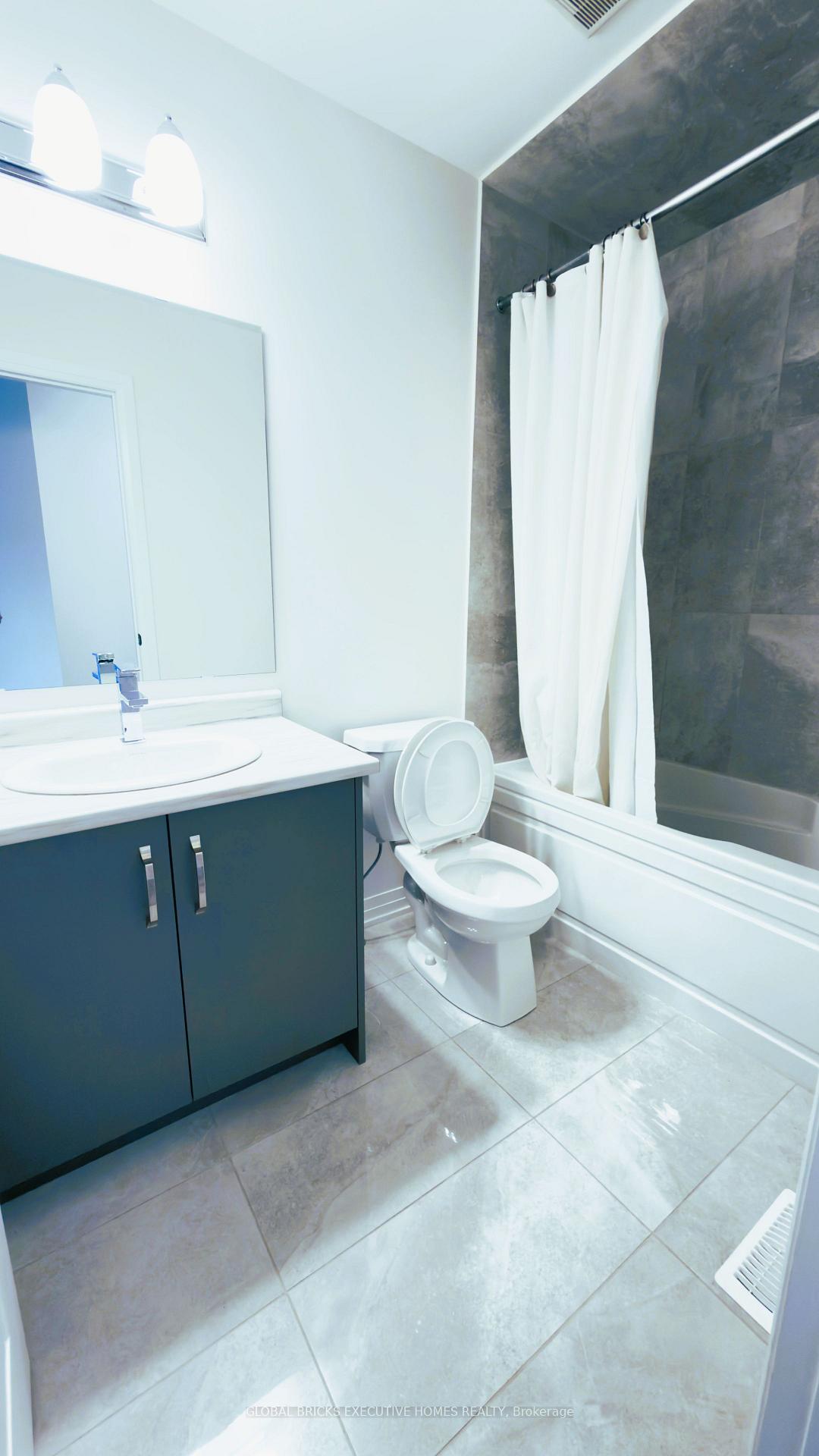 Photo 34 of 42 Ambereen Place E, Clarington, Bowmanville — HOMEH