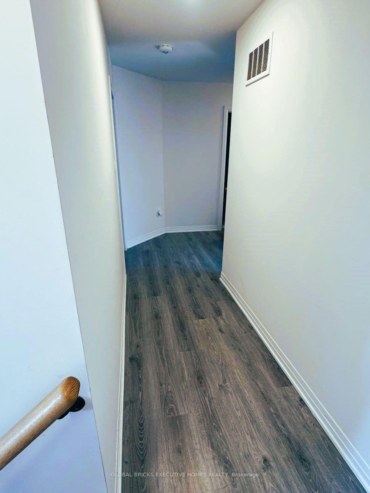 Photo 20 of 42 Ambereen Place E, Clarington, Bowmanville — HOMEH