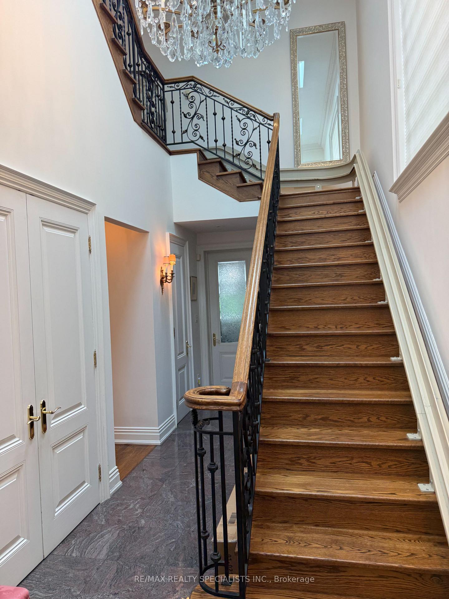Photo 6 of 49 Montclair Avenue, Toronto, Forest Hill South — HOMEH