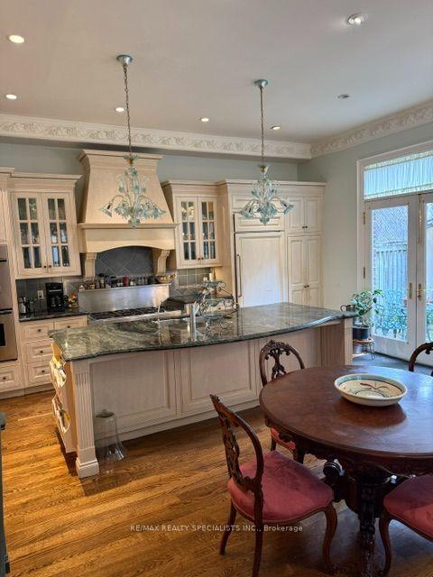 Photo 8 of 49 Montclair Avenue, Toronto, Forest Hill South — HOMEH