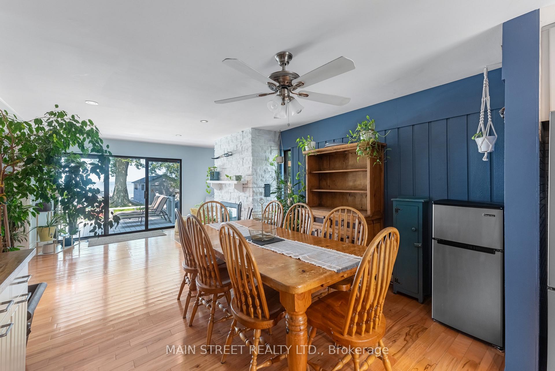 Photo 14 of 126 Moore's Beach Road, Georgina, Virginia — HOMEH