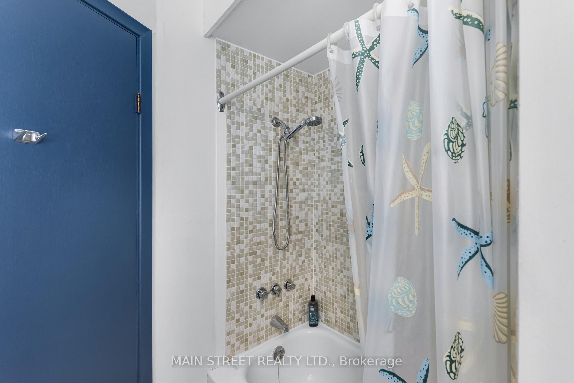 Photo 21 of 126 Moore's Beach Road, Georgina, Virginia — HOMEH