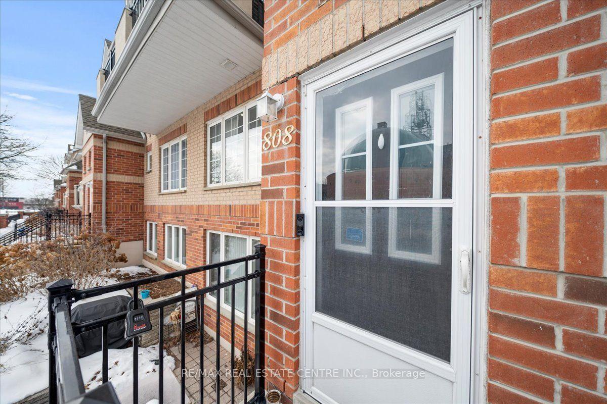 Photo 4 of Unit 808, 1400 The Esplanade N, Pickering, Town Centre — HOMEH