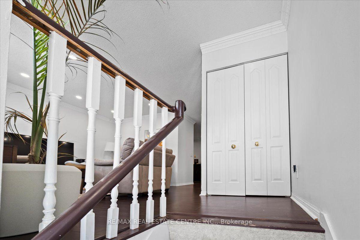 Photo 9 of Unit 808, 1400 The Esplanade N, Pickering, Town Centre — HOMEH