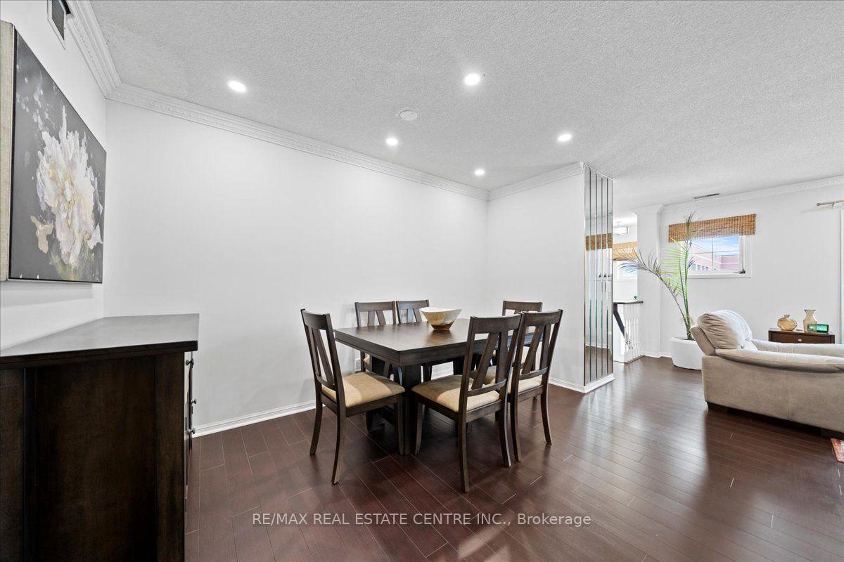 Photo 14 of Unit 808, 1400 The Esplanade N, Pickering, Town Centre — HOMEH