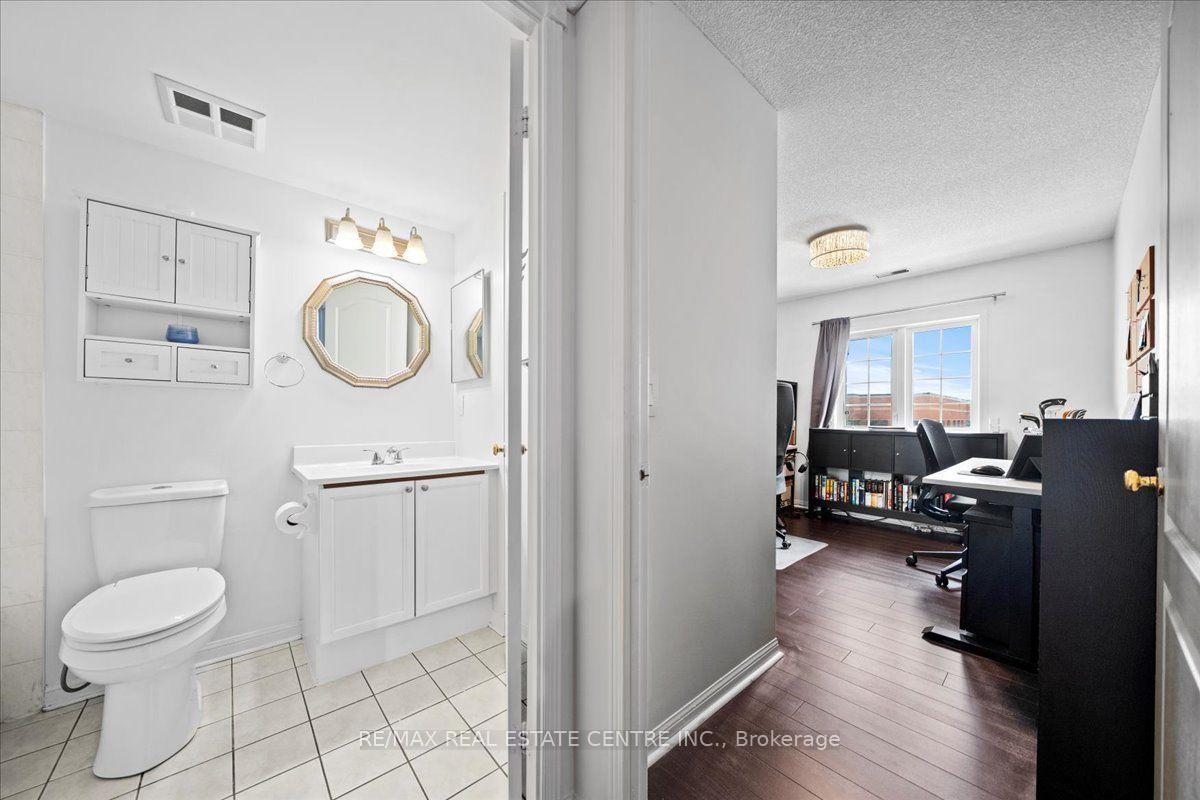 Photo 32 of Unit 808, 1400 The Esplanade N, Pickering, Town Centre — HOMEH