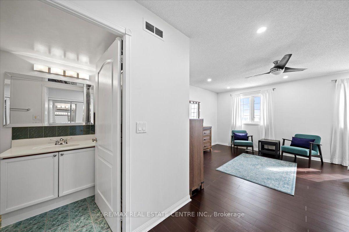Photo 36 of Unit 808, 1400 The Esplanade N, Pickering, Town Centre — HOMEH