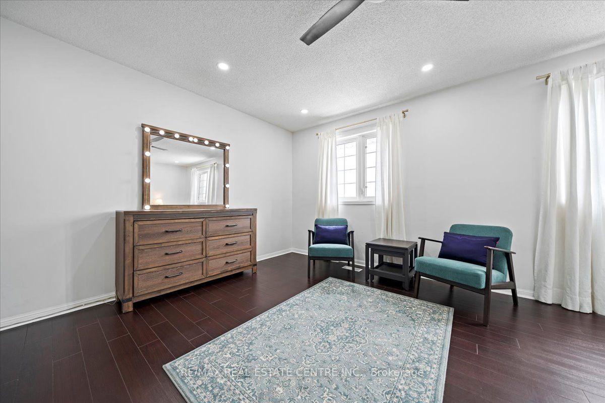 Photo 37 of Unit 808, 1400 The Esplanade N, Pickering, Town Centre — HOMEH