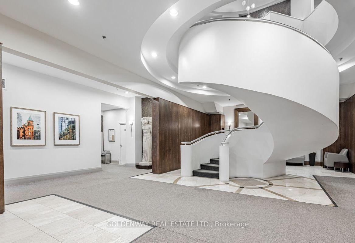 Photo 2 of Unit 921, 438 Richmond Street W, Toronto, Waterfront Communities — HOMEH