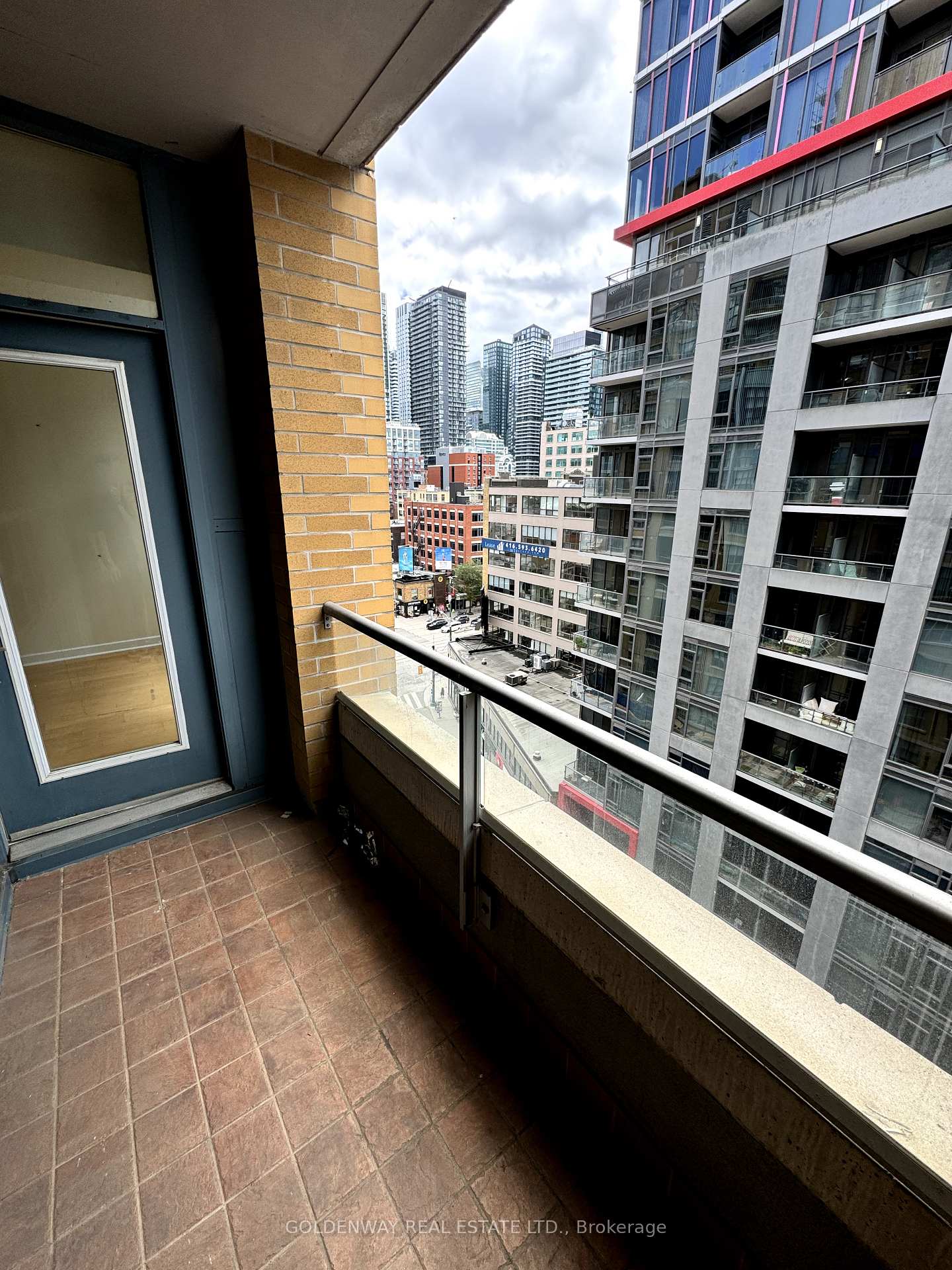 Photo 12 of Unit 921, 438 Richmond Street W, Toronto, Waterfront Communities — HOMEH