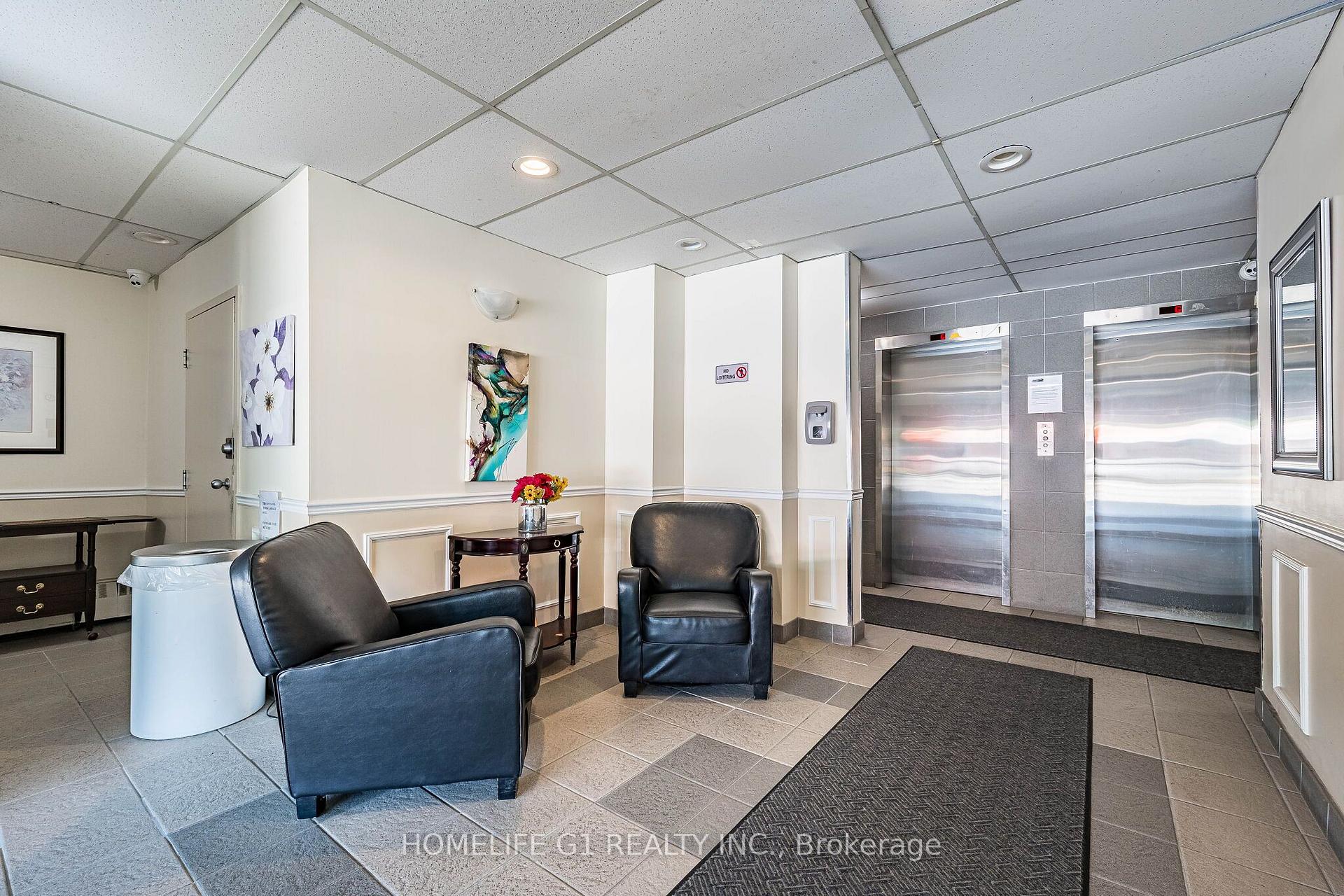 Photo 6 of 49 Queen Street, Mississauga, Port Credit — HOMEH