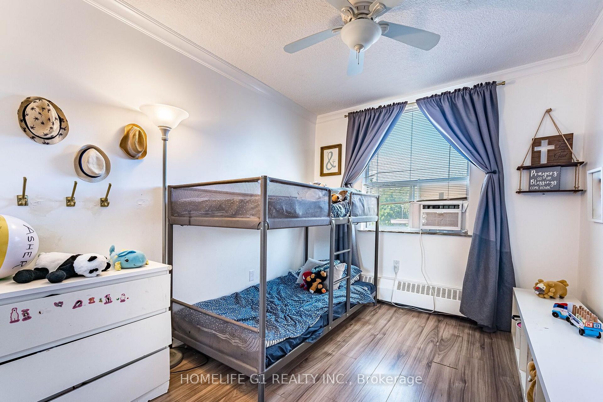 Photo 38 of 49 Queen Street, Mississauga, Port Credit — HOMEH