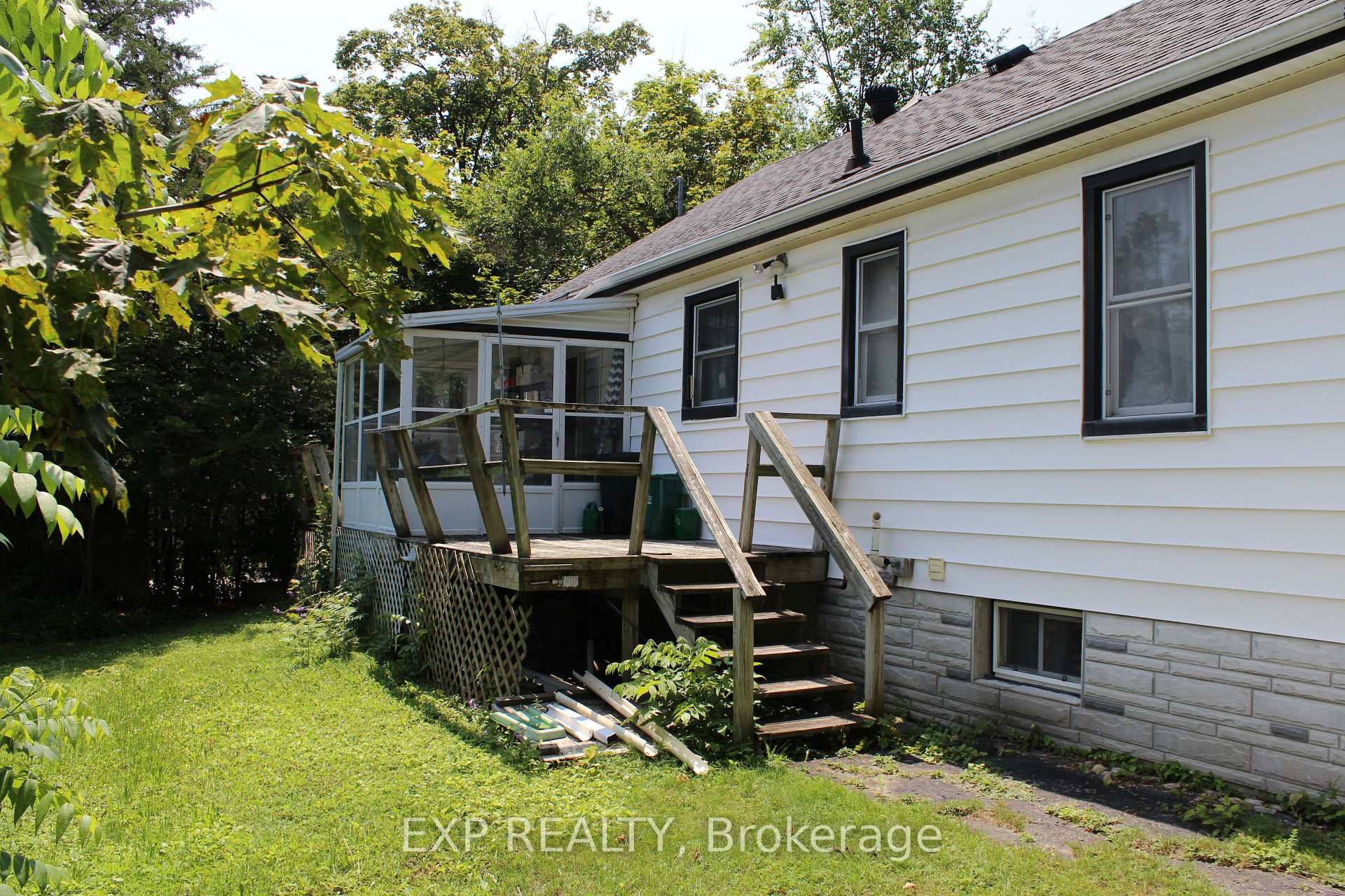 Photo 9 of 105 Puget Street, Barrie, Codrington — HOMEH