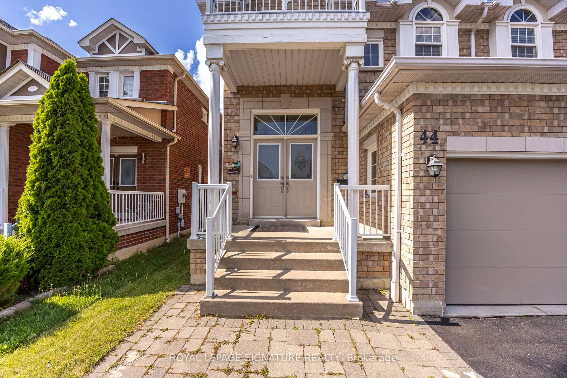 Photo 3 of 44 Selby Drive, Ajax, Northwest Ajax — HOMEH