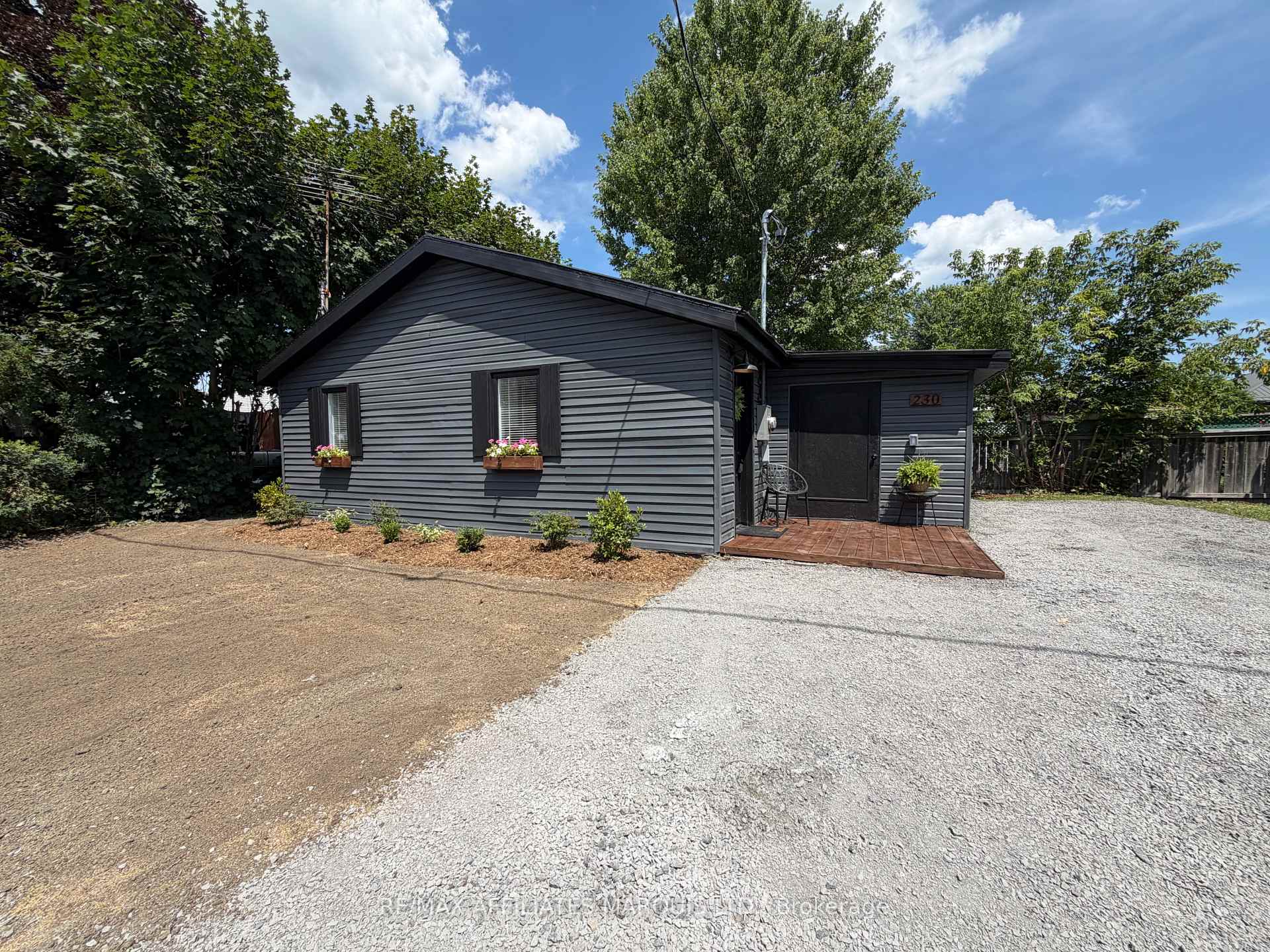 Photo 1 of 230 Boundary Road E, North Glengarry, Alexandria — HOMEH
