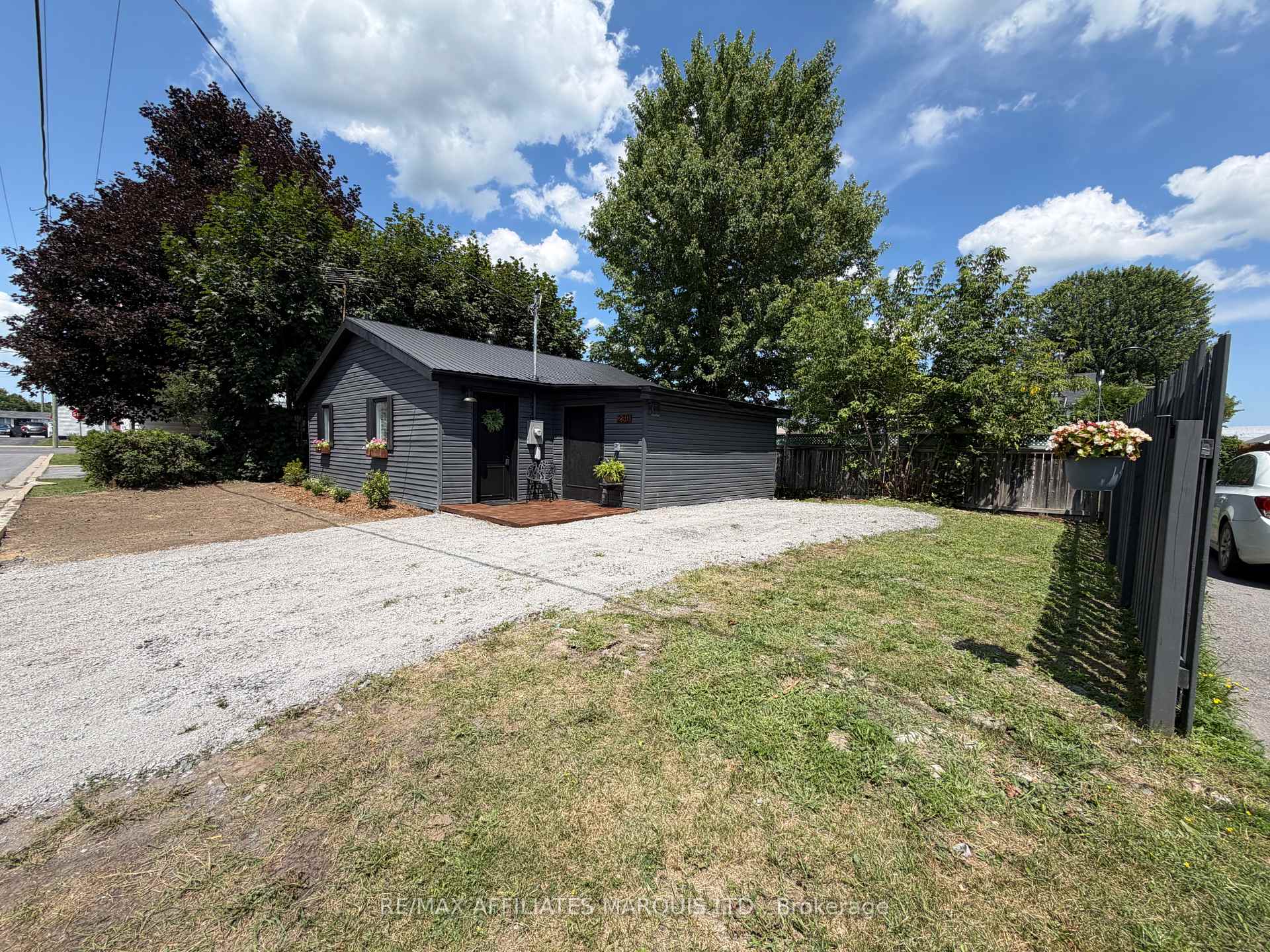 Photo 3 of 230 Boundary Road E, North Glengarry, Alexandria — HOMEH