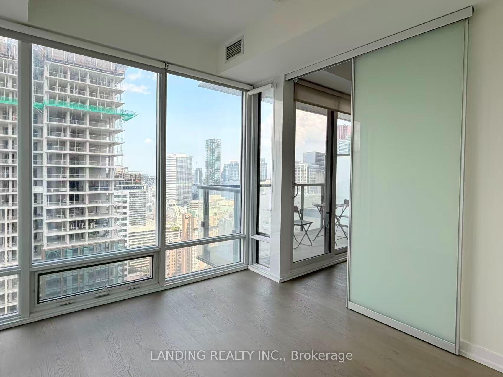 Photo 5 of Unit 2603, 488 University Avenue, Toronto, Kensington-Chinatown — HOMEH