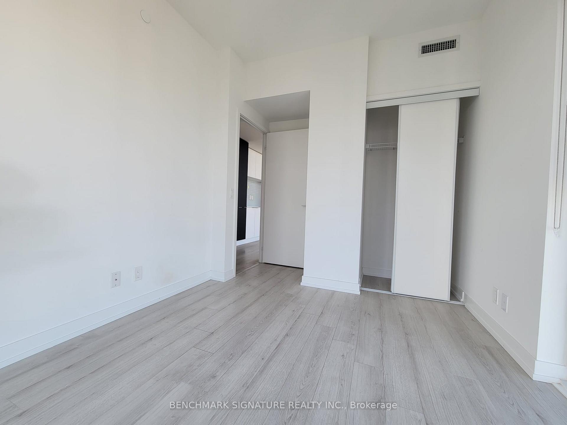 Photo 2 of Unit 603, 33 Helendale Avenue, Toronto, Yonge-Eglinton — HOMEH