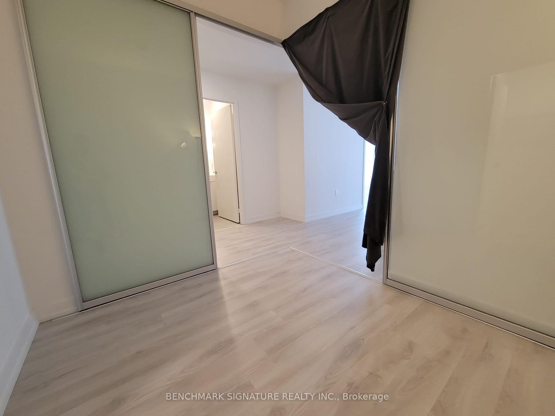Photo 10 of Unit 603, 33 Helendale Avenue, Toronto, Yonge-Eglinton — HOMEH