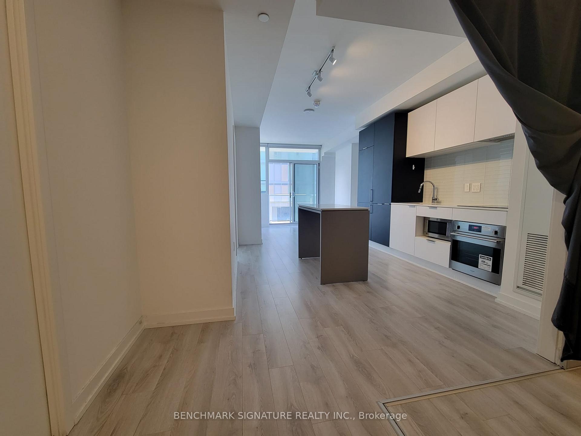 Photo 11 of Unit 603, 33 Helendale Avenue, Toronto, Yonge-Eglinton — HOMEH