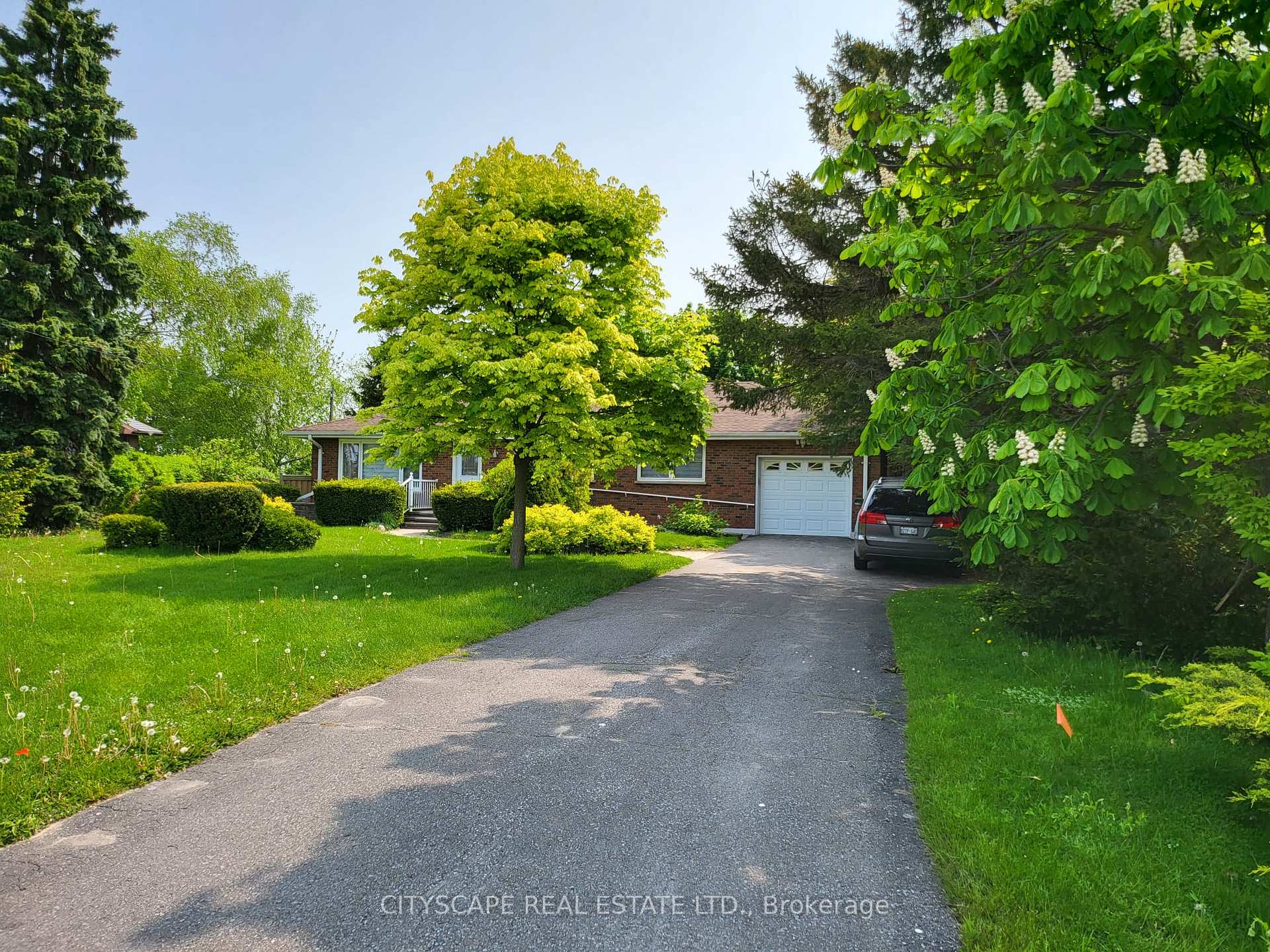 Photo 1 of 1605 Bowmanville Avenue, Clarington, Bowmanville — HOMEH
