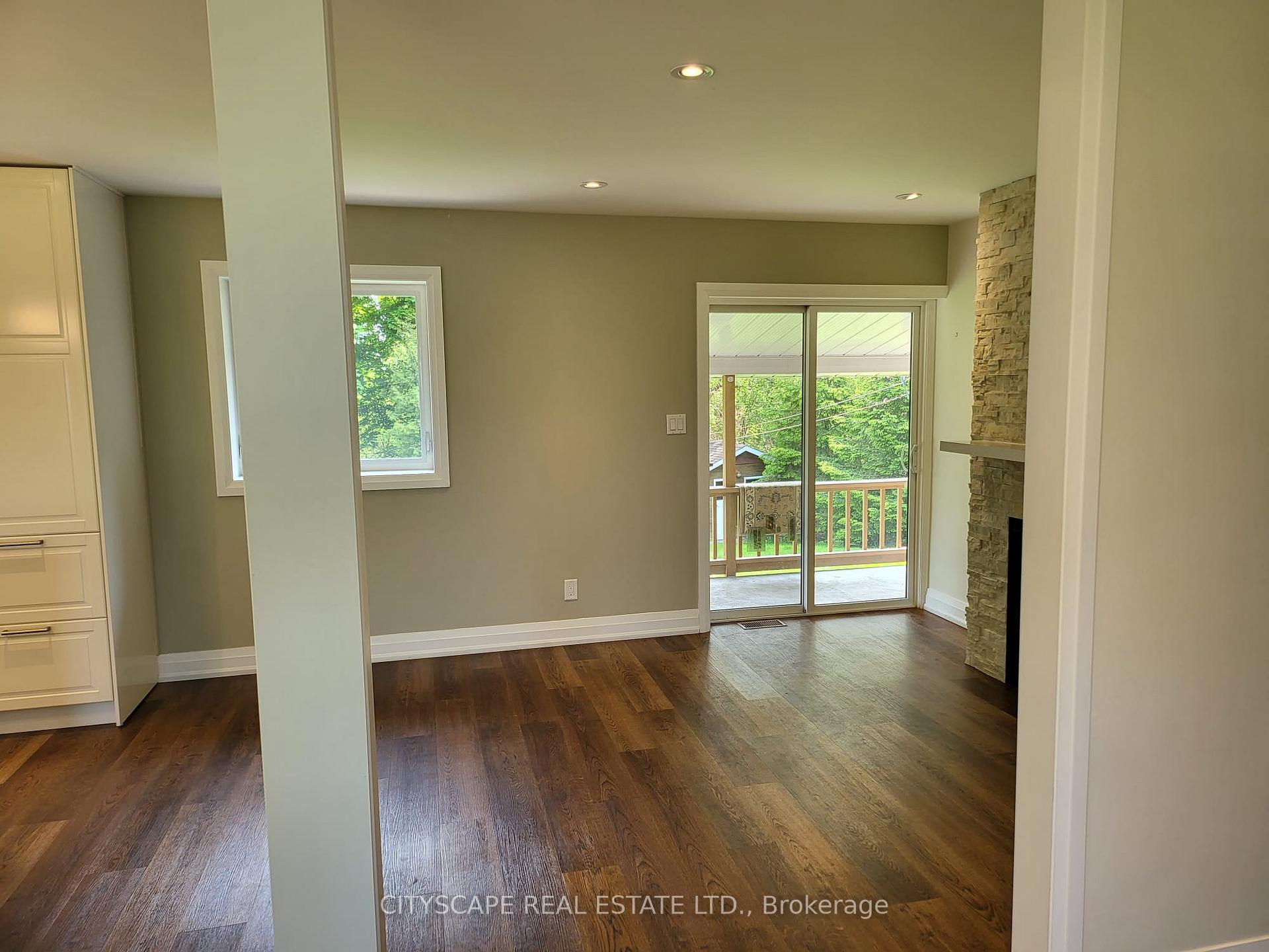 Photo 6 of 1605 Bowmanville Avenue, Clarington, Bowmanville — HOMEH