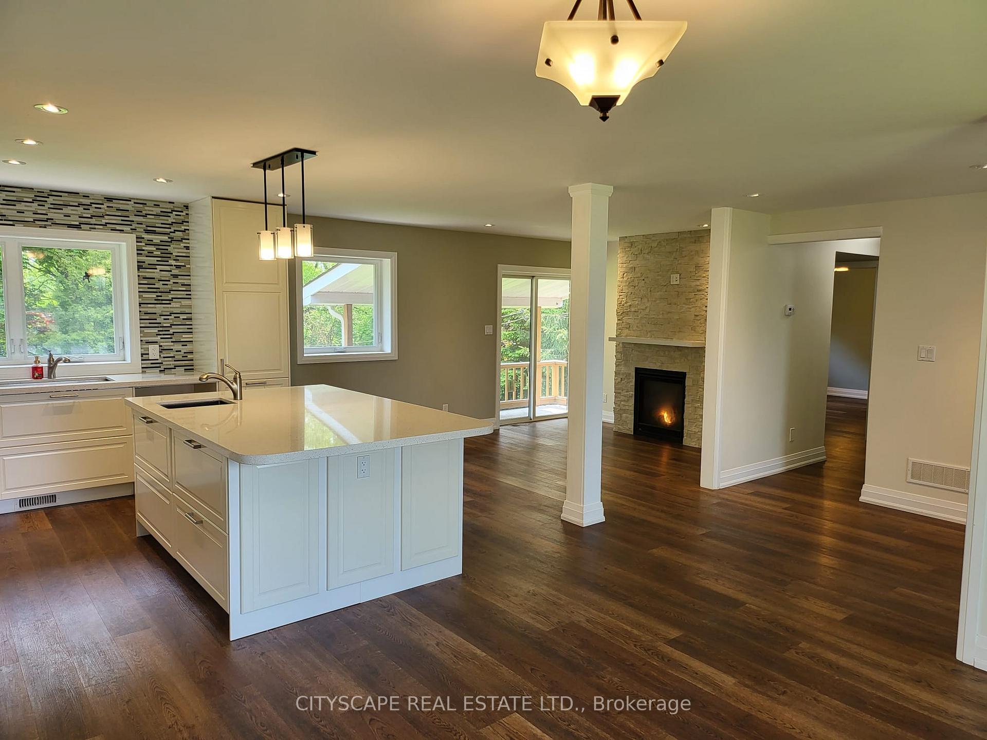 Photo 7 of 1605 Bowmanville Avenue, Clarington, Bowmanville — HOMEH