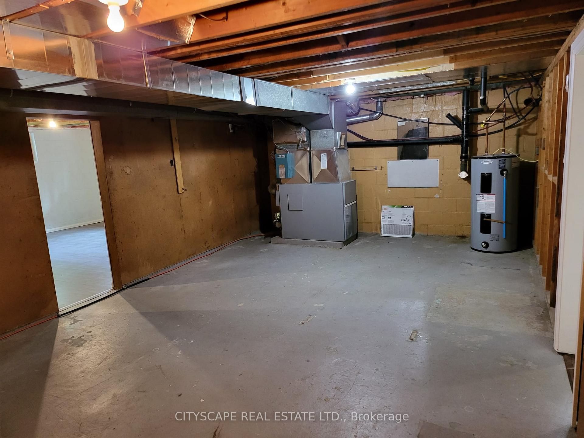 Photo 19 of 1605 Bowmanville Avenue, Clarington, Bowmanville — HOMEH