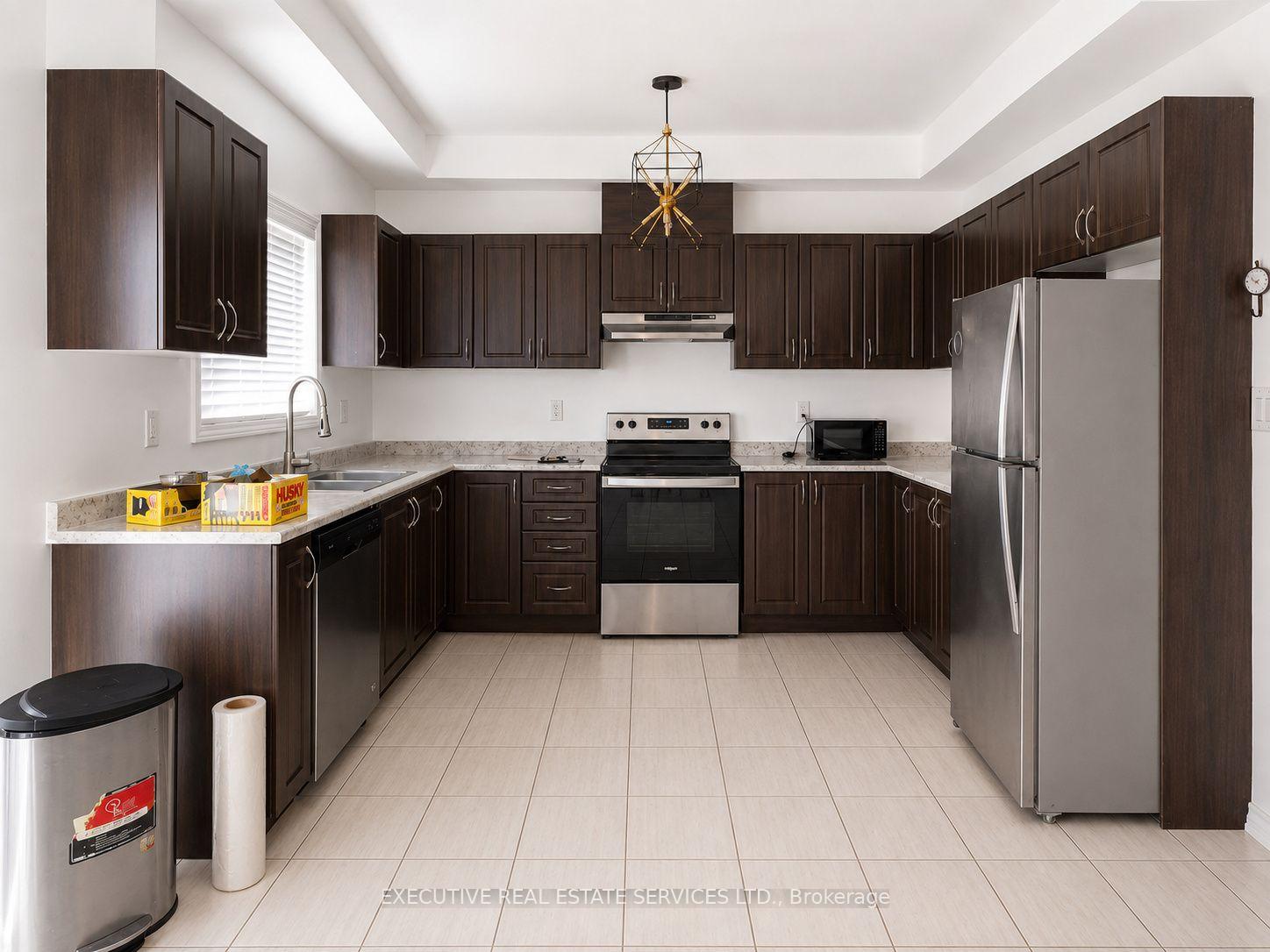 Photo 8 of 129 Seeley Avenue, Southgate — HOMEH